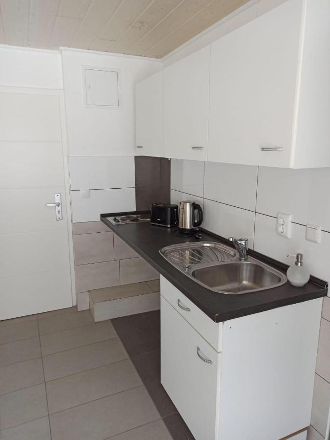 Apartments Zum Stillen Winkel Niederbreitbach Bagian luar foto