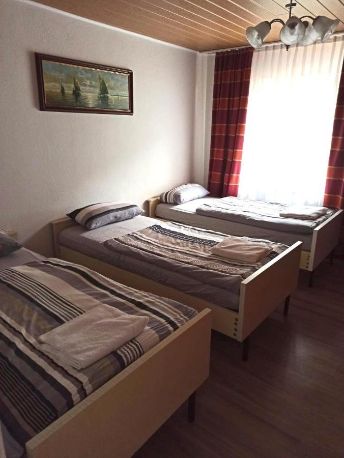 Apartments Zum Stillen Winkel Niederbreitbach Bagian luar foto