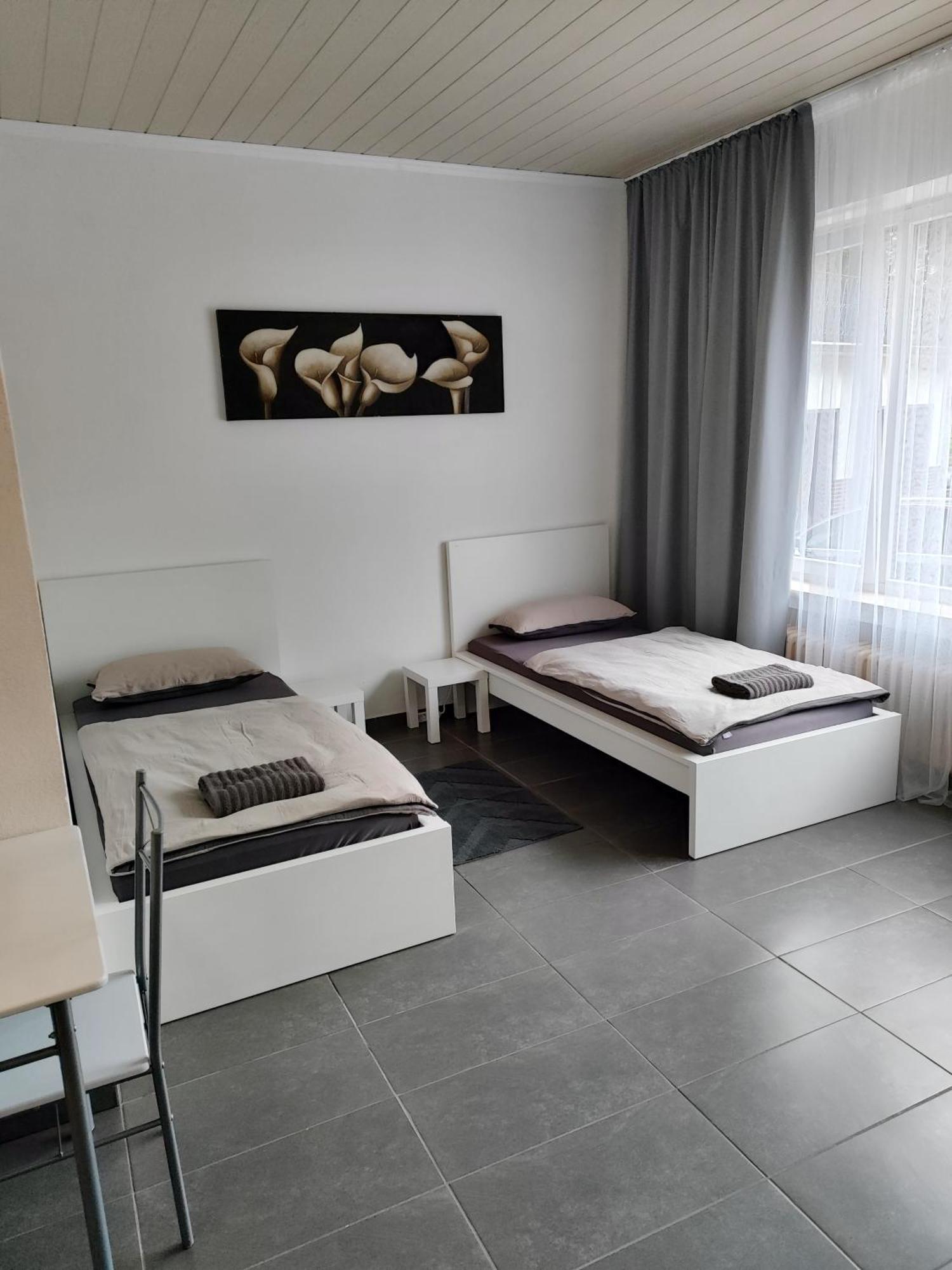 Apartments Zum Stillen Winkel Niederbreitbach Bagian luar foto